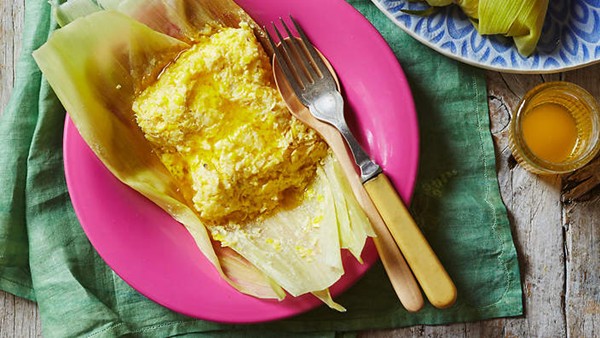 Rich corn cakes (Pamonha)