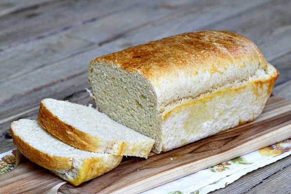 Rich egg and butter bread