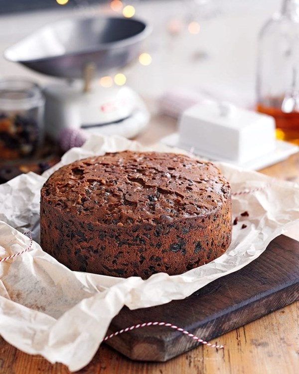 Rich fruit Christmas cake