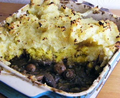 Rich mushroom & neep pie
