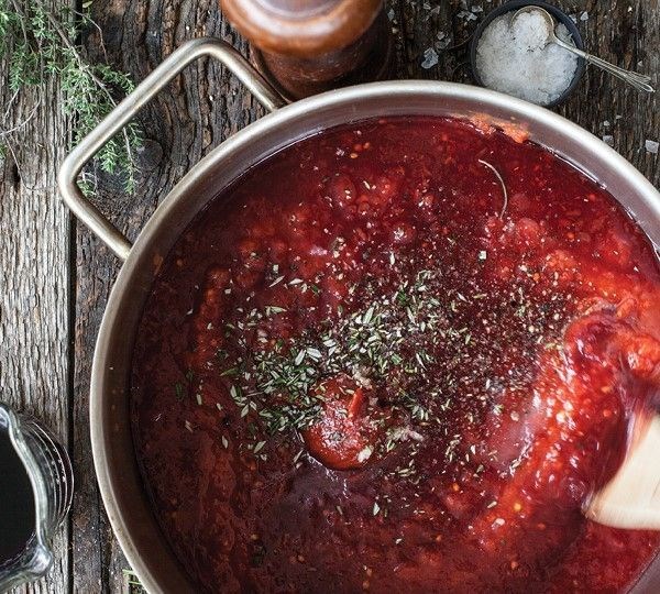 Rich tomato sauce
