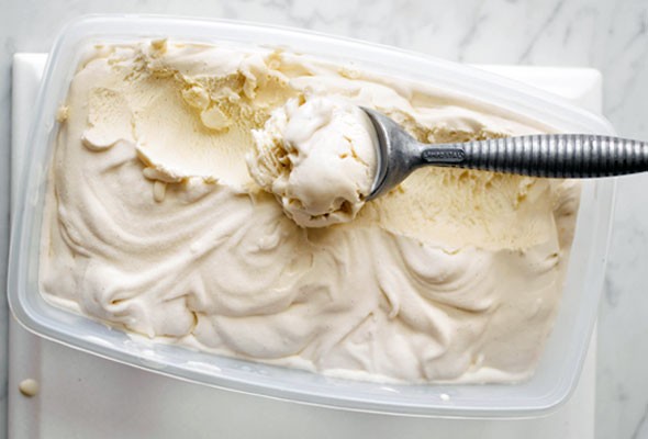 Rich vanilla ice cream