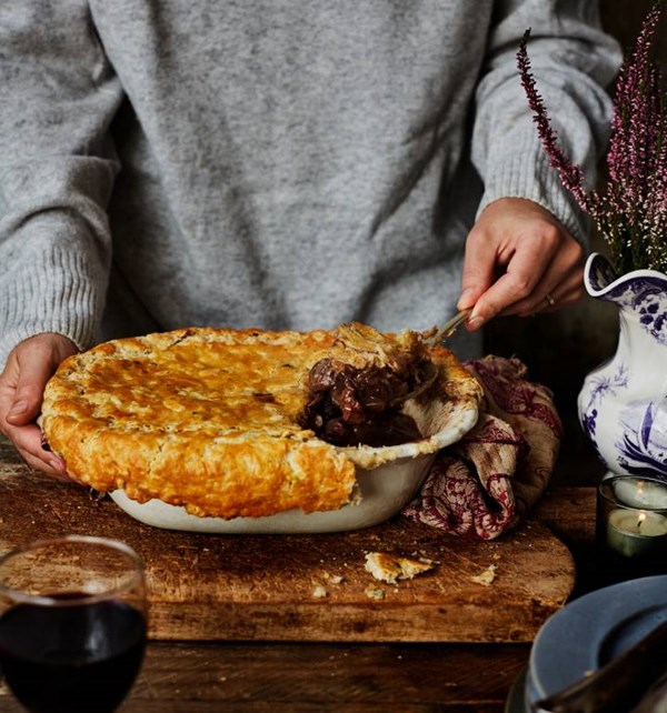 Rich venison and red wine pie