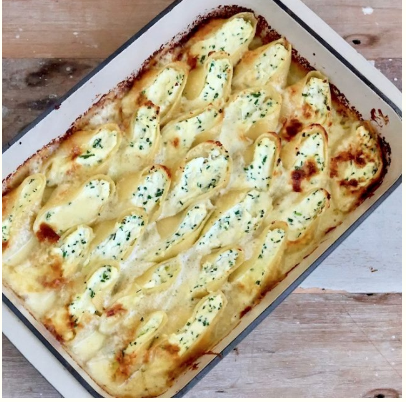 Ricotta & chive pasta shells in Taleggio sauce