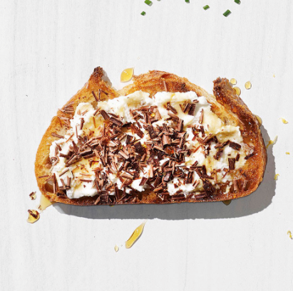 Ricotta & chocolate toast