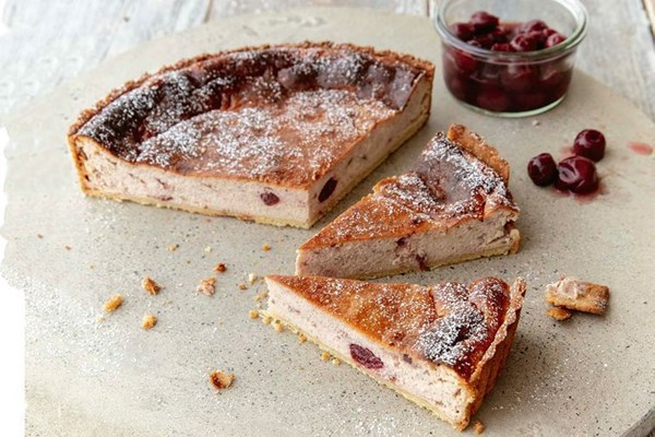 Ricotta and cherry crostata