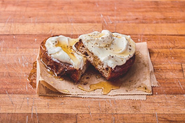 Ricotta and honey [toast]