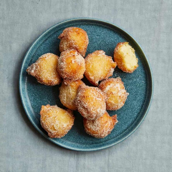 Ricotta and orange bombolini