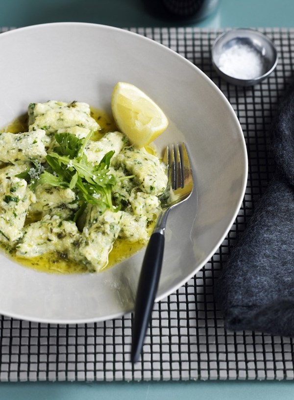 Ricotta and rocket gnocchi with lemon and Parmesan sauce
