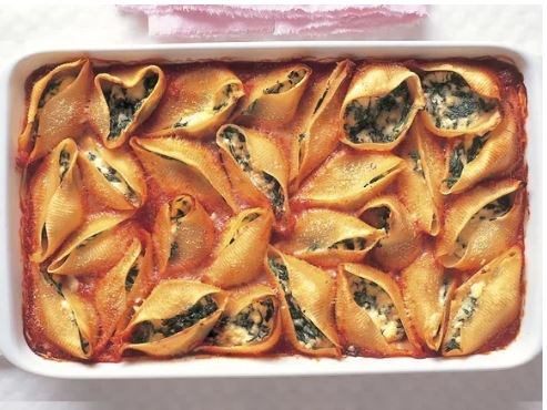 Ricotta and spinach stuffed pasta shells