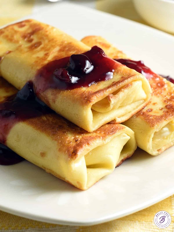 Ricotta blintzes
