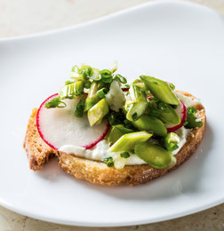 Ricotta crostini with asparagus and radishes