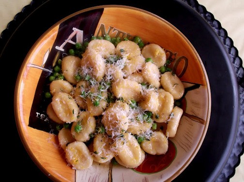 Ricotta-feta gnocchi tossed in maple-brown-butter and sweet peas sauce