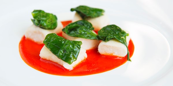 Ricotta gnocchi with pepper and spinach