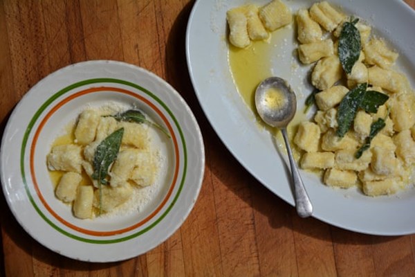 Ricotta gnocchi with sage and lemon