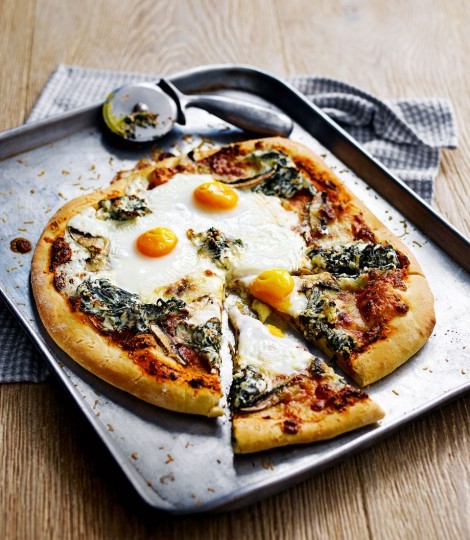 Ricotta, spinach, mushroom and egg pizza
