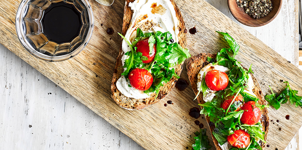 Ricotta toast with kale and cherry tomatoes