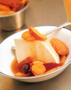 Ricotta with stewed fruits