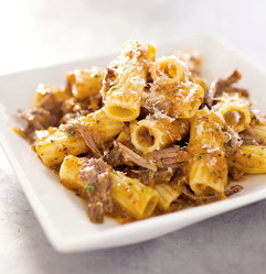 Rigatoni with beef and onion ragu