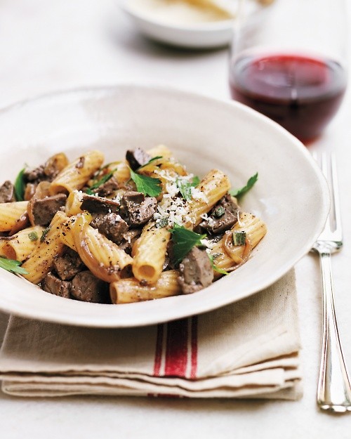 Rigatoni with chicken livers