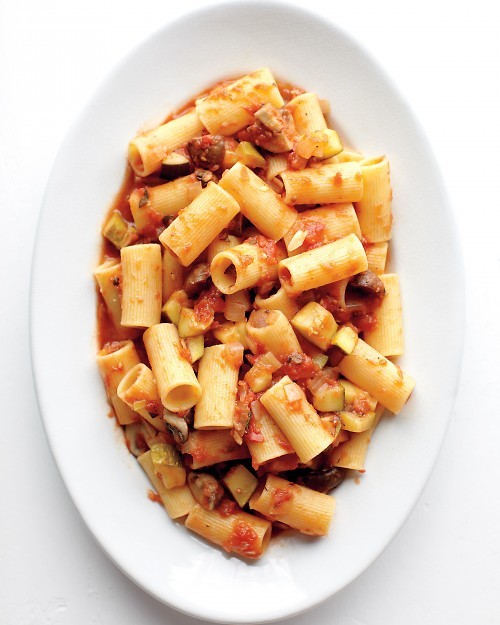 Rigatoni with chunky vegetable sauce