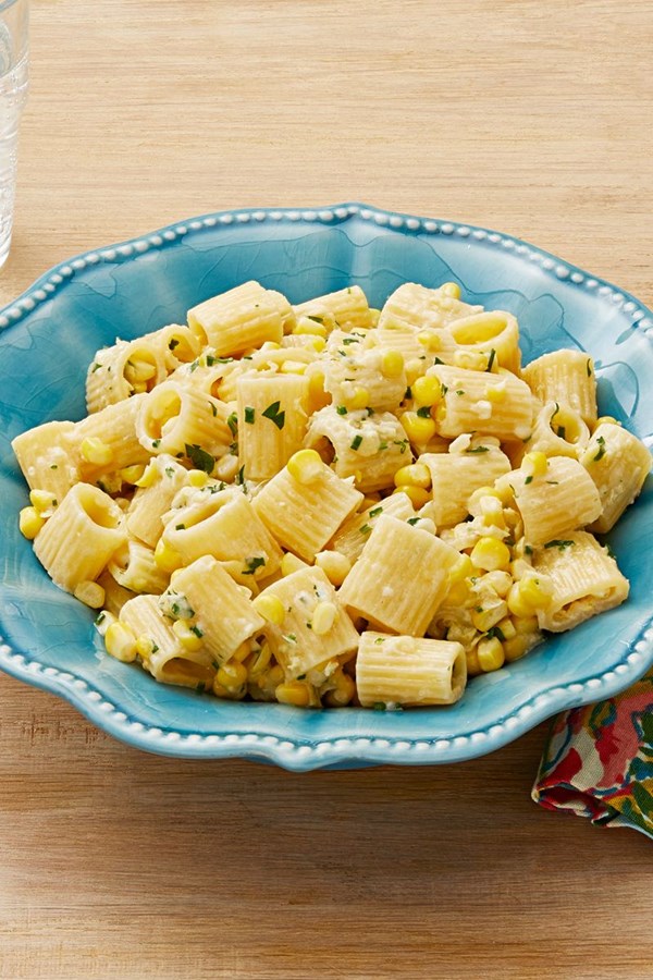 Rigatoni with creamy corn