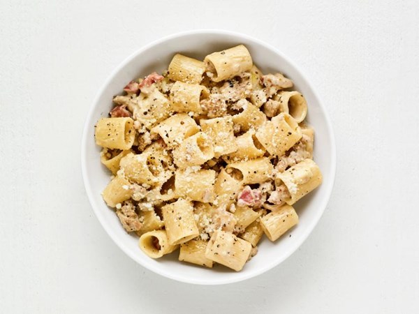 Rigatoni with white Bolognese 