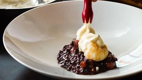 Risotto venere with bug tails