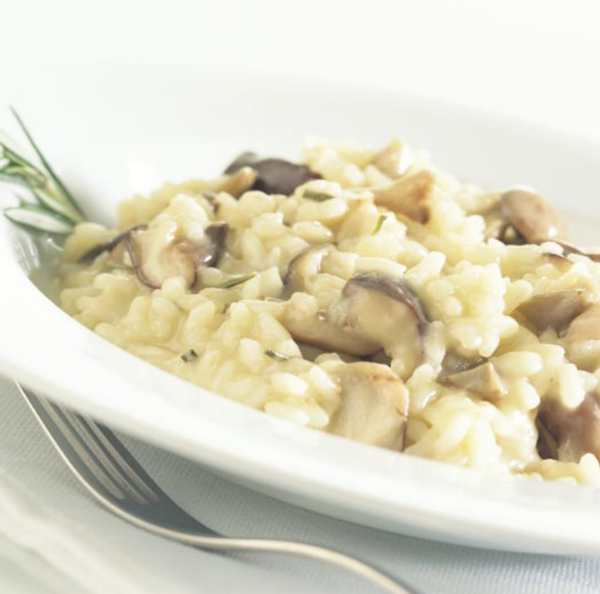 Risotto with mushrooms (Risotto con i funghi)