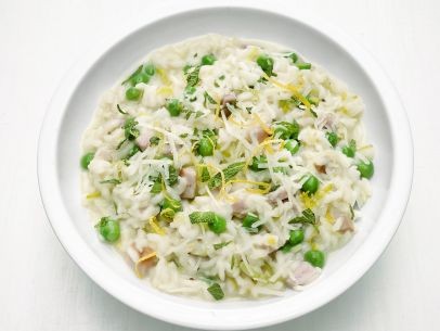 Risotto with peas and ham