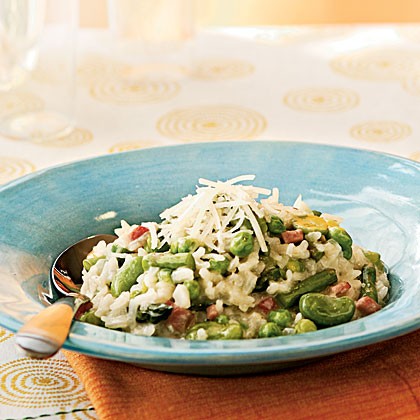 Risotto with spring vegetables and smoked ham