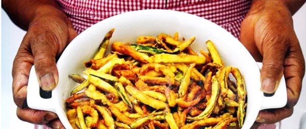 Rita's fried zucchini (Abobrinha frita da Rita)