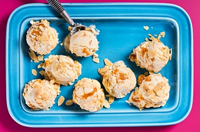 Roast apricot & elderflower frozen yogurt