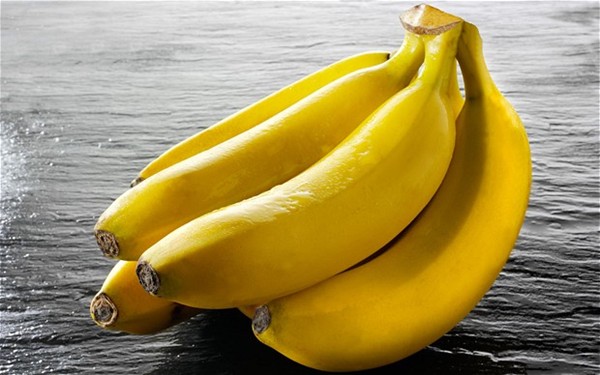 Roast bananas and maple ice cream