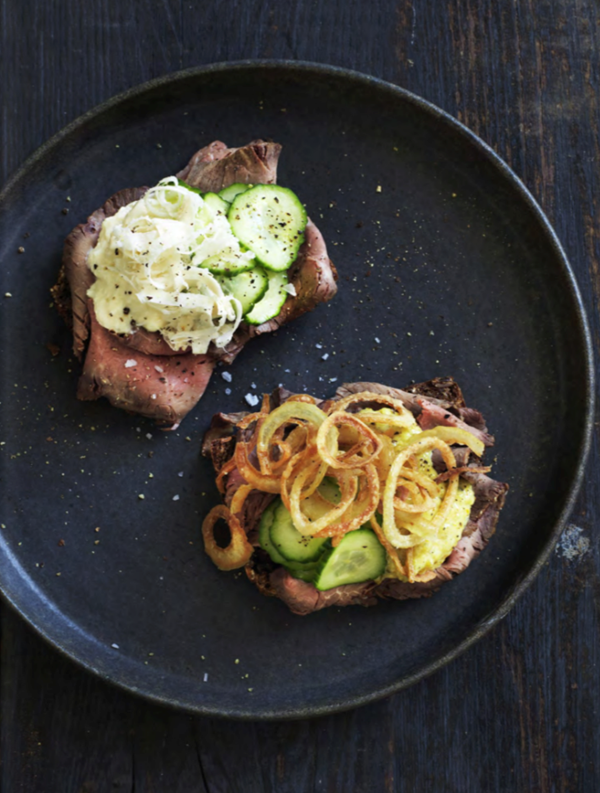 Roast beef - 2 ways: rémoulade and double onion [smørrebrød]