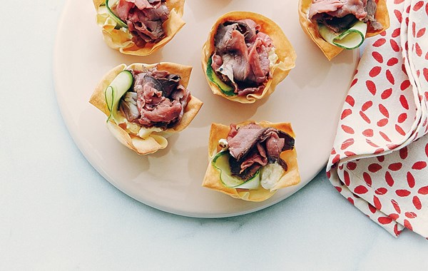 Roast beef & horseradish phyllo cups