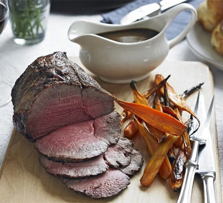 Roast beef and carrots with easy gravy