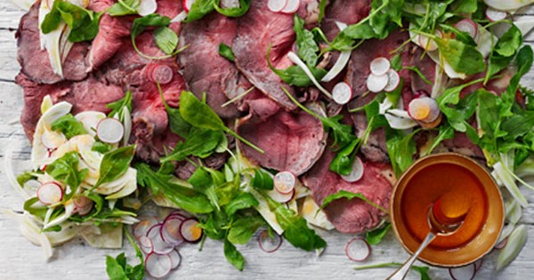 Roast beef and radish salad with sake dressing