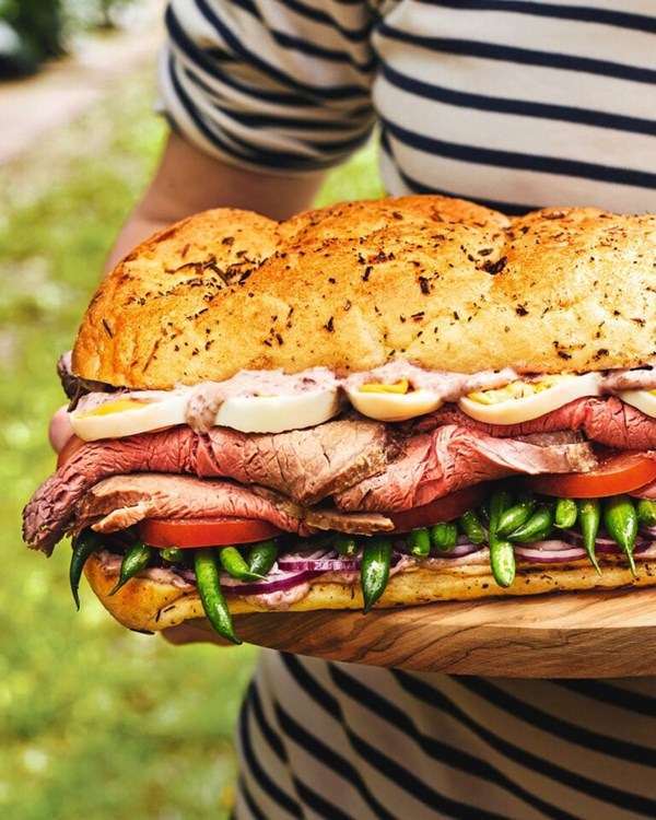 Roast beef pan bagnat 