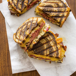 Roast beef panini