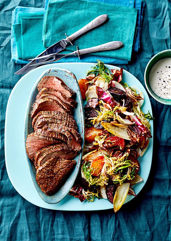 Roast beef with beets and chicories
