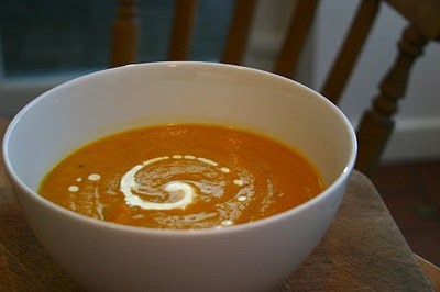 Roast carrot, fennel and garlic soup