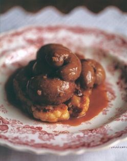 Roast cauliflower with devilled lamb's kidneys