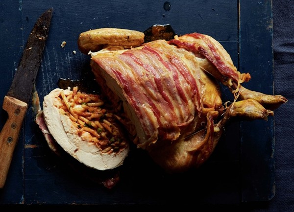 Roast chicken stuffed with bucatini