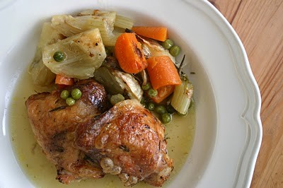 Roast chicken thighs with fennel and peas