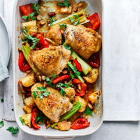 Roast chicken with peppers & almonds