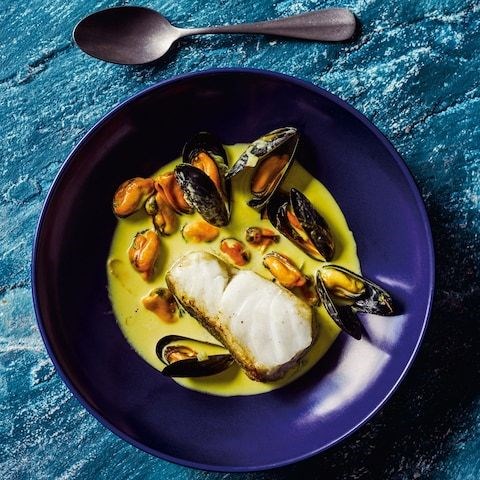 Roast cod with mussels, saffron and cream
