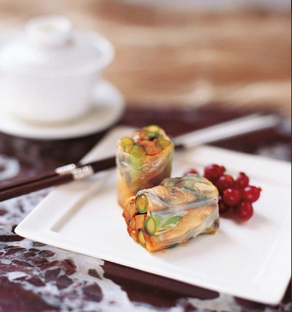 Roast duck vegetable rolls with lemon soy dipping sauce