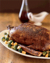 Roast goose with apples and vegetables (L'oie rôtie de Noël)