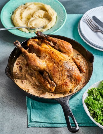Roast guinea fowl with shallots, lardons and white wine
